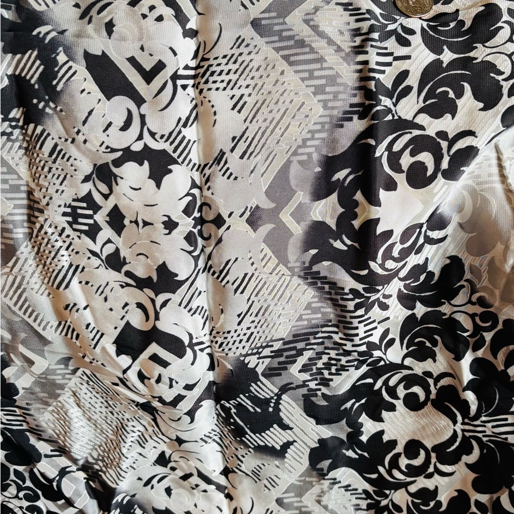 Beautiful Fabric that has a Silky Shine Look 72" x 54